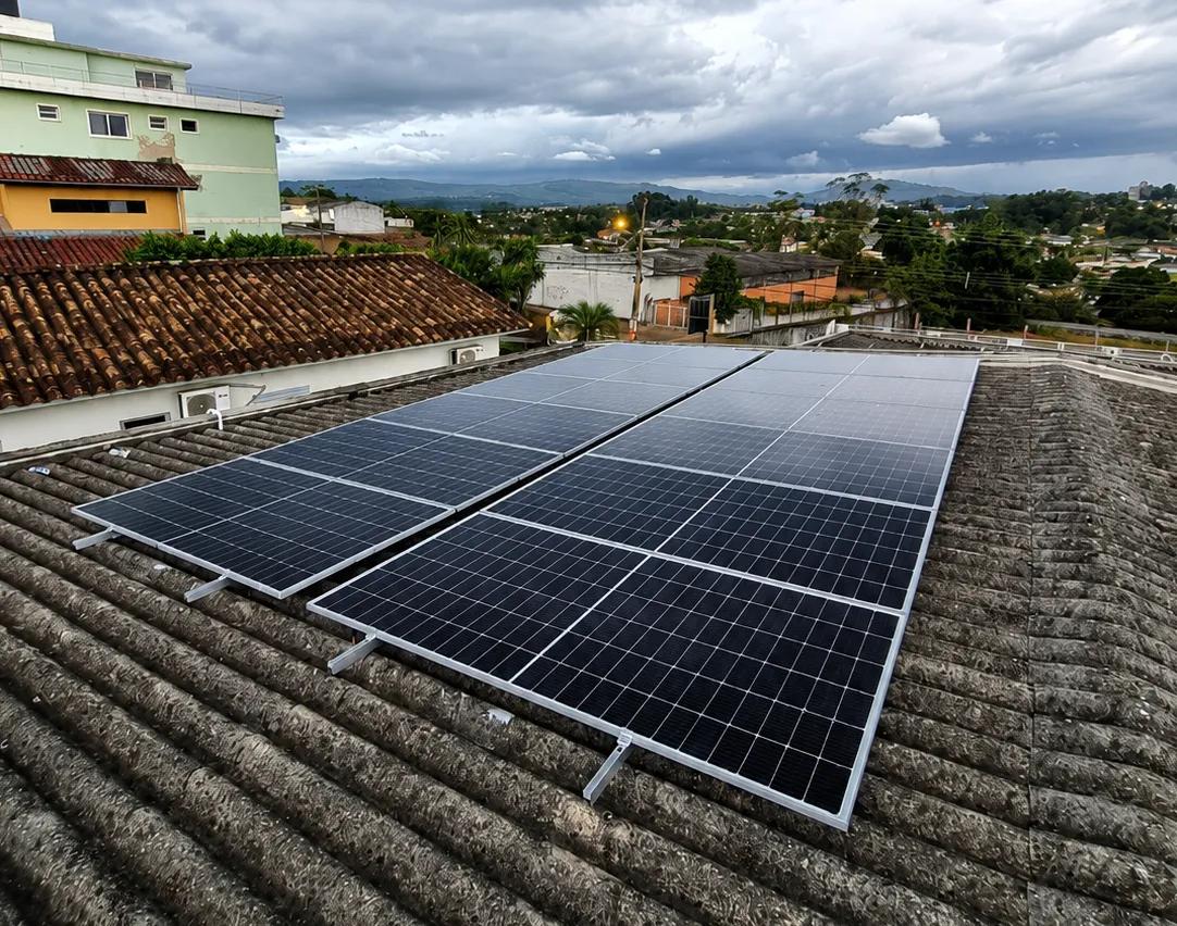 Instalação fotovoltaica residencial em Criciúma