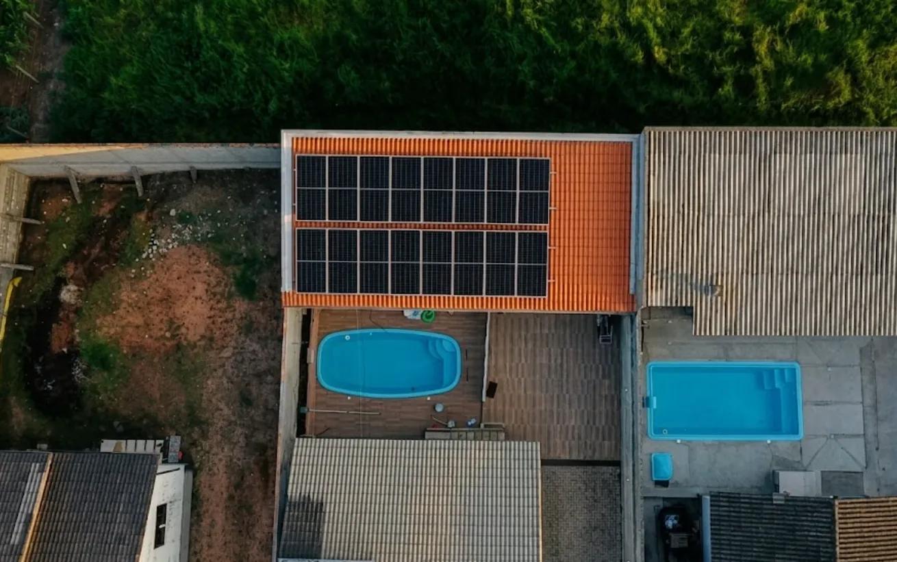 Instalação fotovoltaica residencial em Criciúma