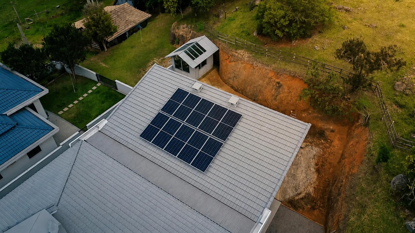 Instalação fotovoltaica residencial em Treze de Maio